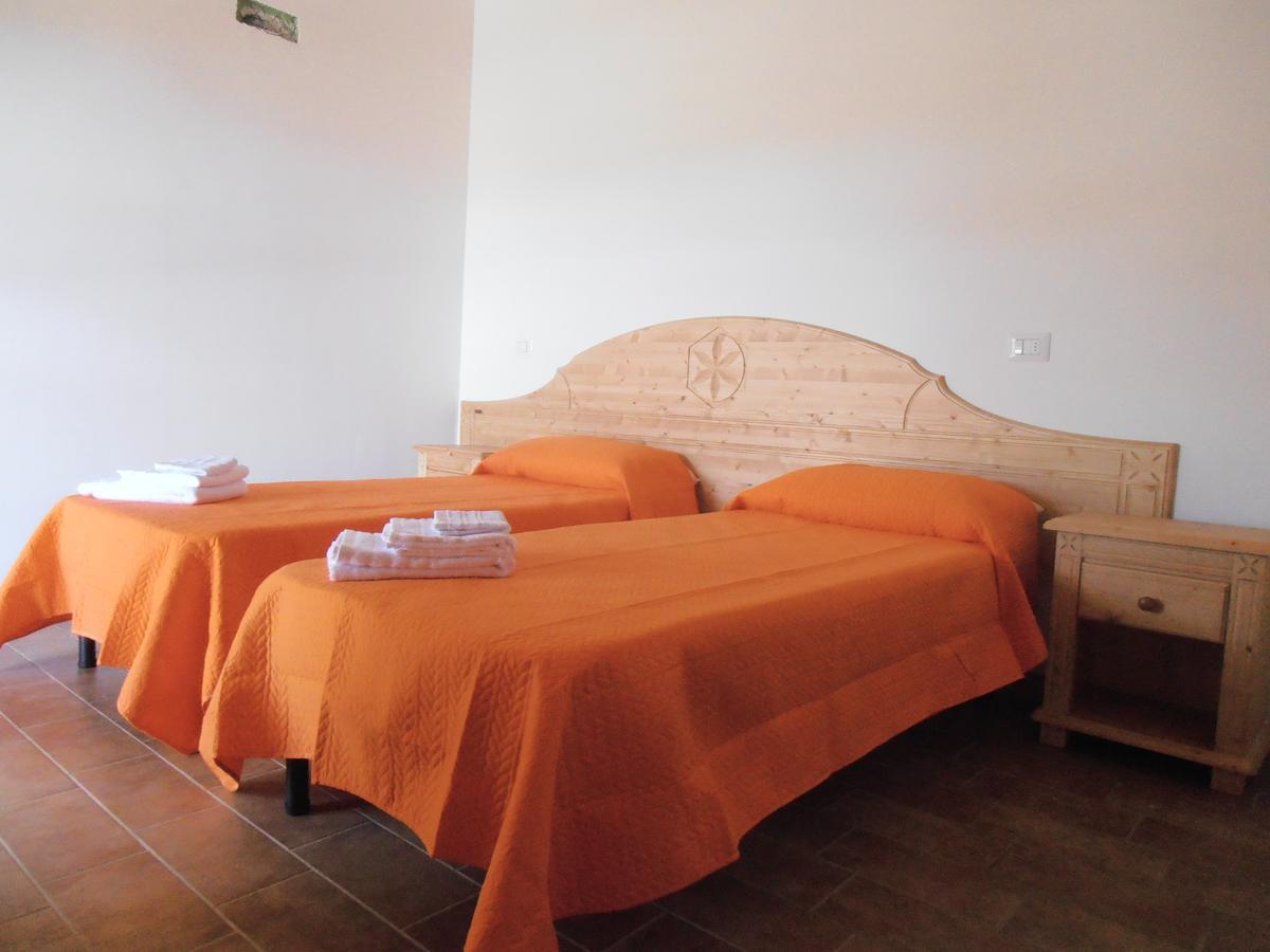 Azienda Agrituristica La Janna Di La Faj Budoni Ngoại thất bức ảnh