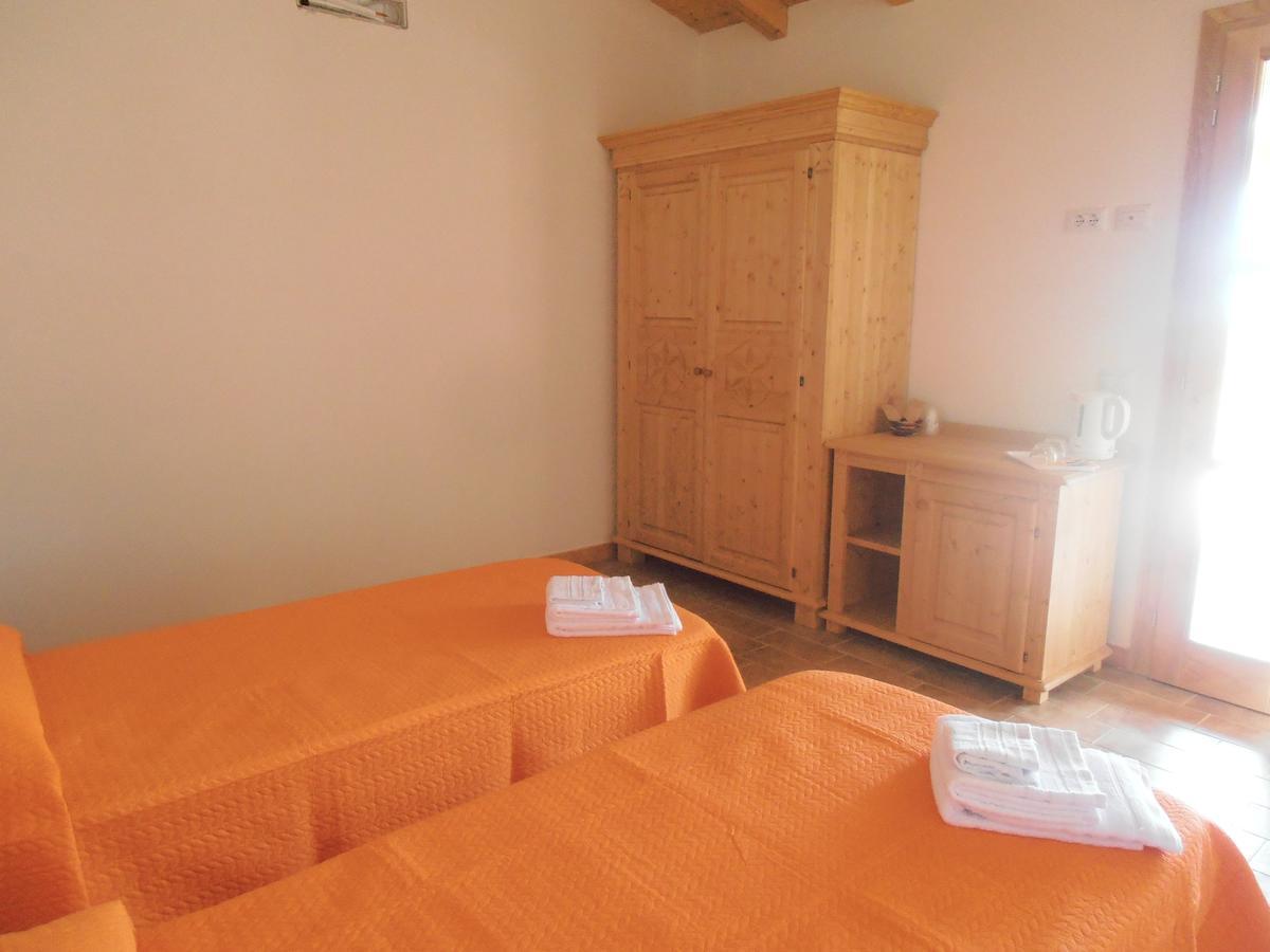 Azienda Agrituristica La Janna Di La Faj Budoni Ngoại thất bức ảnh