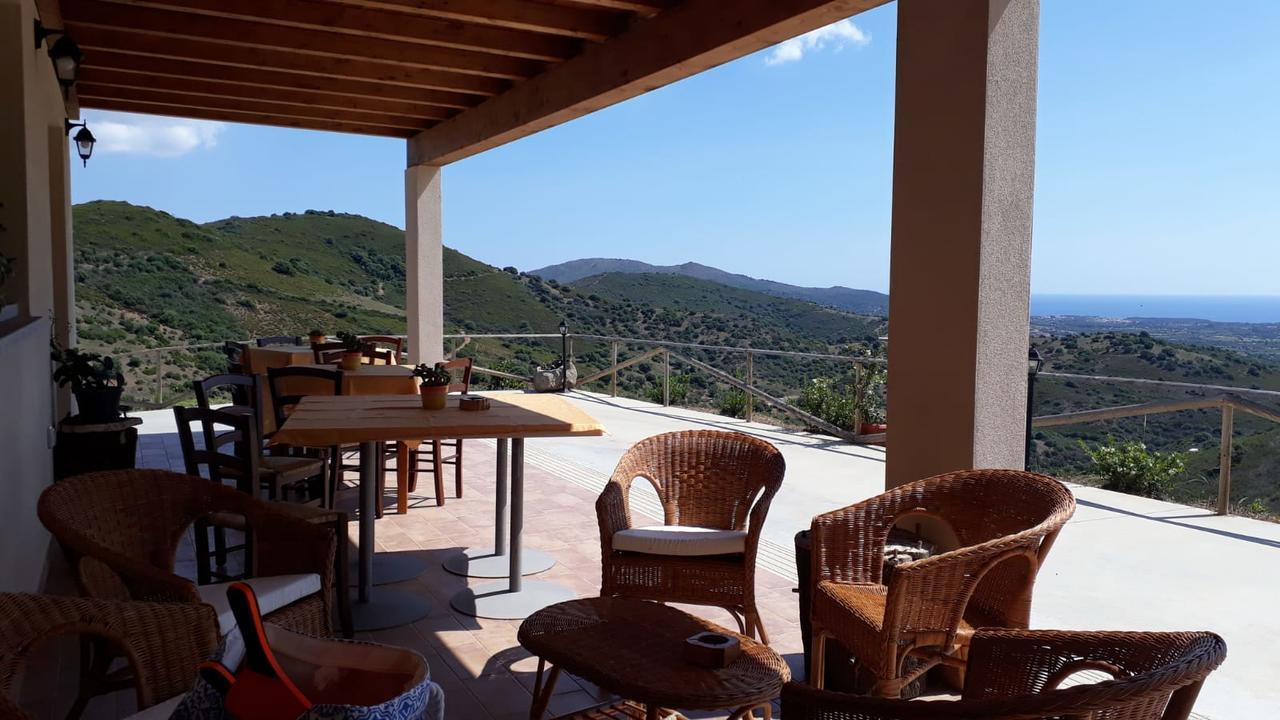 Azienda Agrituristica La Janna Di La Faj Budoni Ngoại thất bức ảnh
