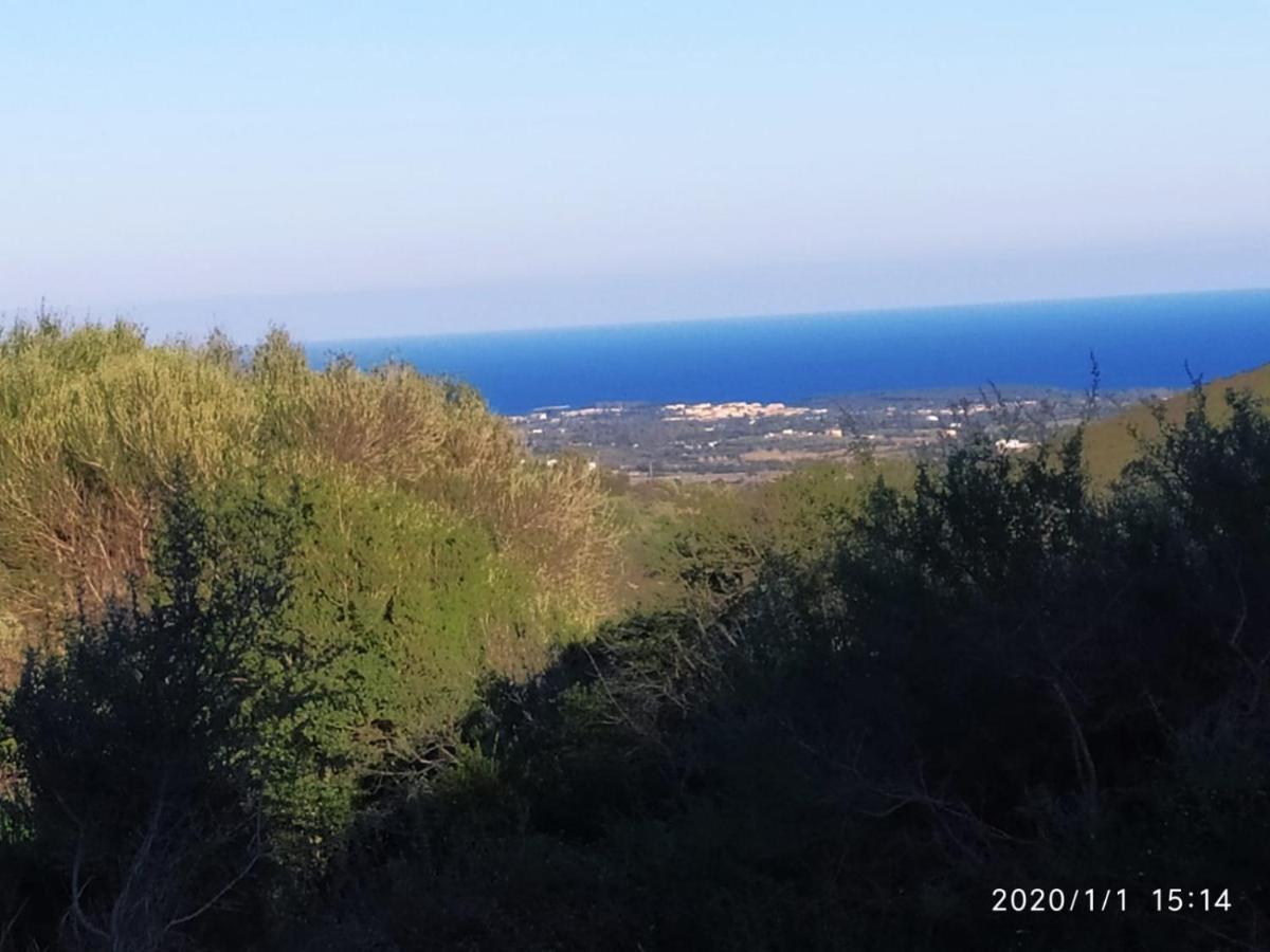 Azienda Agrituristica La Janna Di La Faj Budoni Ngoại thất bức ảnh